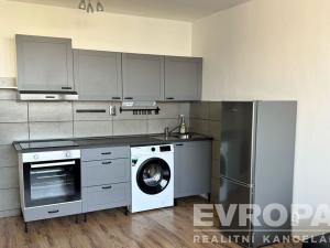 Pronájem bytu 2+kk, Praha - Troja, Olštýnská, 37 m2