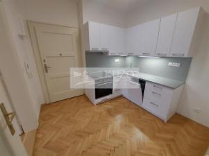 Pronájem bytu 2+kk, Praha - Vinohrady, Slezská, 61 m2