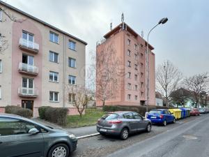 Pronájem bytu 2+1, Chomutov, Čechova, 50 m2