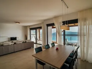 Prodej bytu 4+kk, Herceg Novi, Černá Hora, 147 m2