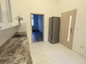 Pronájem bytu 1+kk, Teplice, Lounská, 34 m2