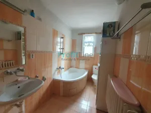 Prodej rodinného domu, Vlachovice, 303 m2