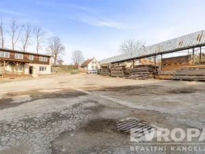 Prodej komerční nemovitosti, Maleč, okres havlíčkův brod, 1012 m2
