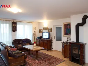 Prodej vícegeneračního domu, Černolice, Pod Hůrkou, 420 m2