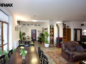 Prodej vícegeneračního domu, Černolice, Pod Hůrkou, 420 m2