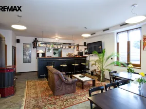 Prodej vícegeneračního domu, Černolice, Pod Hůrkou, 420 m2