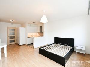 Pronájem bytu 1+kk, Praha - Stodůlky, Petržílkova, 44 m2