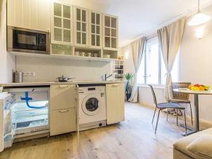 Pronájem bytu 1+kk, Praha - Holešovice, Plynární, 25 m2