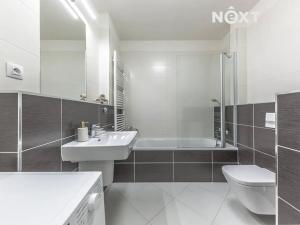 Prodej bytu 2+kk, Praha - Dolní Měcholupy, Honzíkova, 77 m2