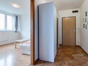 Pronájem bytu 1+kk, Praha - Újezd nad Lesy, Rohožnická, 29 m2