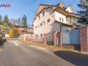 Prodej ubytování, Černolice, Pod Hůrkou, 420 m2