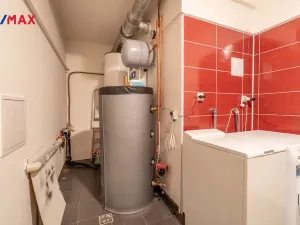 Prodej ubytování, Černolice, Pod Hůrkou, 420 m2