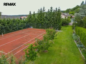 Prodej ubytování, Černolice, Pod Hůrkou, 420 m2