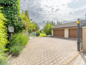 Prodej ubytování, Černolice, Pod Hůrkou, 420 m2