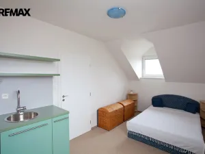 Prodej ubytování, Černolice, Pod Hůrkou, 420 m2