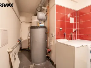 Prodej ubytování, Černolice, Pod Hůrkou, 420 m2