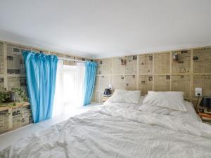 Pronájem bytu 1+kk, Praha - Nové Město, Hálkova, 26 m2