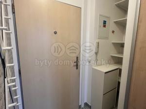 Prodej bytu 1+kk, Praha - Malešice, Ungarova, 32 m2