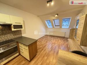 Pronájem bytu 2+kk, Praha - Kbely, Herlíkovická, 48 m2