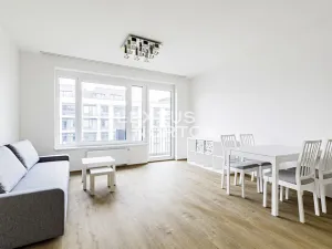 Pronájem bytu 2+kk, Praha - Vysočany, Stejnosměrná, 61 m2