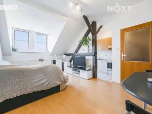 Prodej bytu 2+1, Hodonín, Dobrovolského, 68 m2