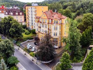 Prodej bytu 2+1, Karlovy Vary, Krále Jiřího, 118 m2