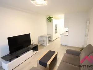 Prodej bytu 2+kk, Praha - Prosek, Lovosická, 45 m2