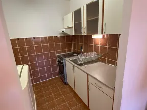 Pronájem bytu 2+kk, Praha - Nusle, Nuselská, 42 m2