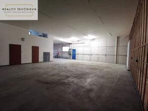 Pronájem obchodního prostoru, Hradec Králové, Vlčkovická, 300 m2