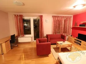 Pronájem bytu 1+kk, Praha - Košíře, Pod školou, 51 m2