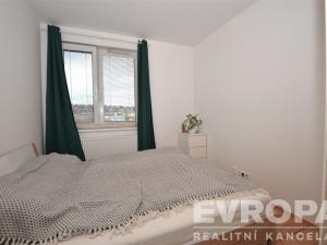 Pronájem bytu 2+kk, Praha - Vysočany, Freyova, 47 m2