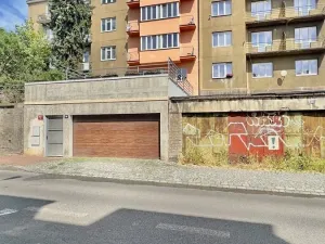 Pronájem bytu 1+kk, Praha - Smíchov, Holečkova, 25 m2