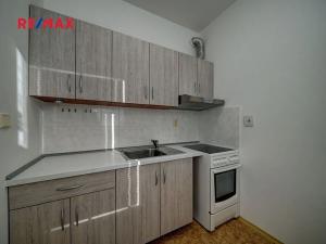 Pronájem bytu 1+1, Poděbrady, Čechova, 36 m2