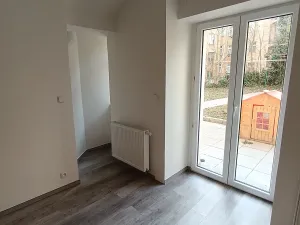 Pronájem bytu 1+kk, Praha - Vršovice, Moskevská, 26 m2