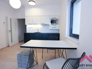 Pronájem bytu 1+kk, Praha - Karlín, U Mlýnského kanálu, 39 m2