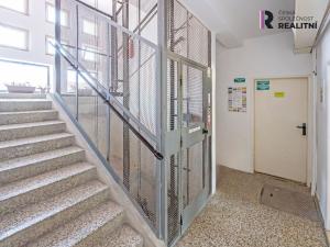 Prodej bytu 3+1, Znojmo, Bolzanova, 64 m2