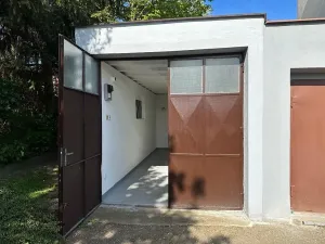 Pronájem garáže, Nový Bydžov, Na Švarcavě, 23 m2