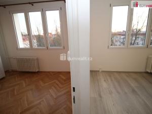 Pronájem bytu 1+1, Mariánské Lázně - Úšovice, Hroznatova, 36 m2