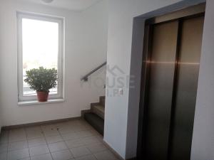 Prodej bytu 1+kk, Praha - Malešice, Ungarova, 40 m2