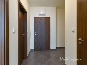 Pronájem bytu 2+kk, Praha - Dolní Měcholupy, Honzíkova, 54 m2