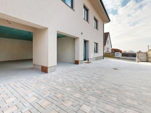 Prodej bytu 2+kk, Praha - Horní Počernice, 54 m2