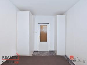 Prodej bytu 2+kk, Praha - Kobylisy, Mirovická, 40 m2