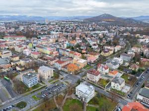 Pronájem kanceláře, Teplice, Masarykova třída, 76 m2