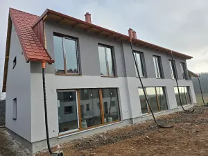 Prodej bytu 4+kk, Mořina, 106 m2