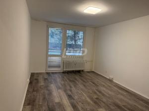 Pronájem bytu 1+kk, Hradec Králové - Třebeš, Hradecká, 34 m2