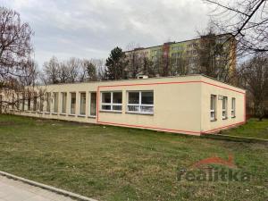 Pronájem obchodního prostoru, Opava - Kateřinky, Válečkova, 64 m2