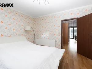 Prodej bytu 2+kk, Karlovy Vary, Pražská silnice, 63 m2