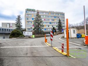 Pronájem kanceláře, Praha - Motol, Plzeňská, 653 m2