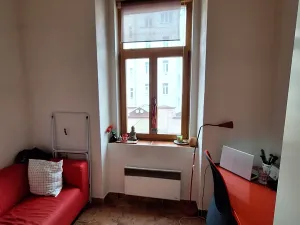 Pronájem bytu 1+kk, Praha - Košíře, Pod Kavalírkou, 17 m2