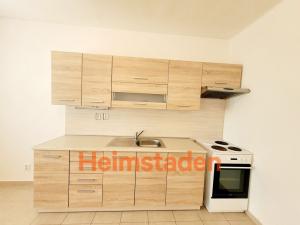 Pronájem bytu 2+kk, Havířov - Město, Hlavní třída, 43 m2